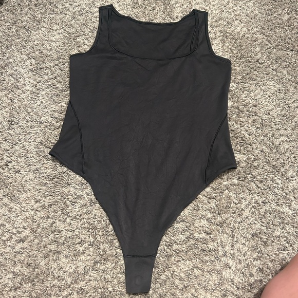 Lululemon Wundermost Nulu Square-Neck Sleeveless Bodysuit - Picture 5 of 9